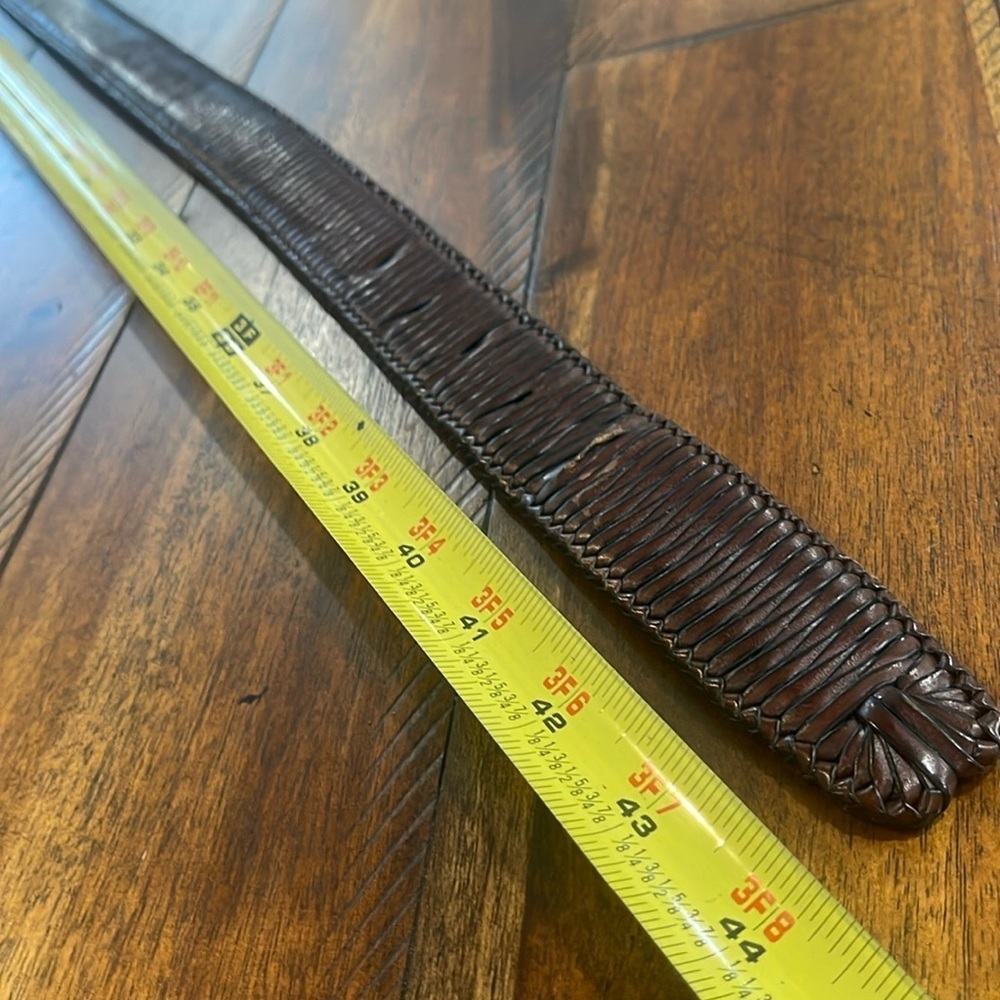 Tommy Bahama Brown woven leather belt brass tone buckle size 36 - Picture 8 of 16